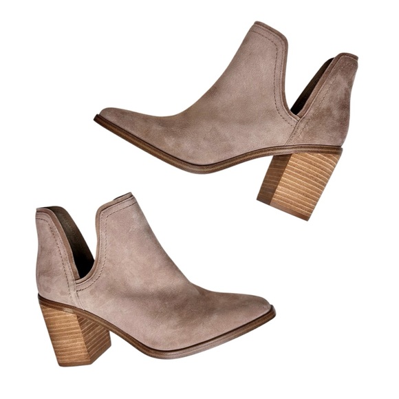 Steve Madden NEW Havannah Pointed Toe Cut-Out Booties Taupe Suede - Picture 2 of 16